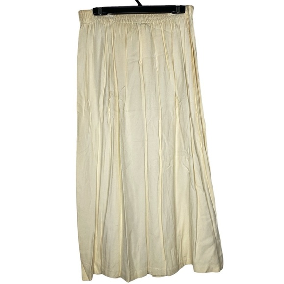 Studio C Classic Pleated Maxi Skirt (Size:16, Color:Cream) - Picture 2 of 4